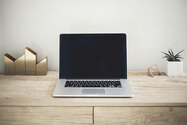 Next-Gen UltraBook Pro 15.6" Retina (16GB RAM, 512GB SSD)